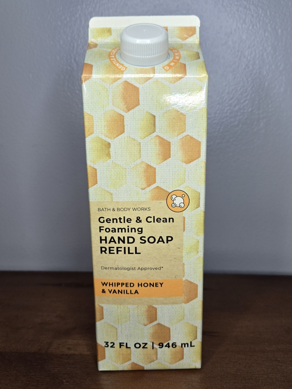Bath & Body Works Whipped Honey & Vanilla Foaming Gentle Hand Soap Refill 32 Oz